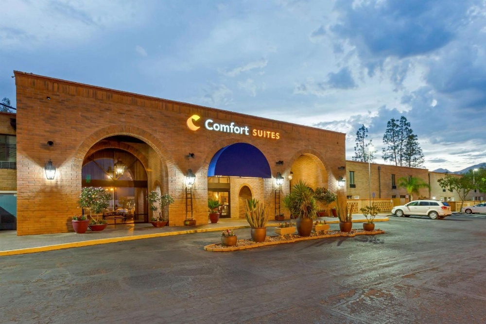 Comfort Suites At Sabino Canyon